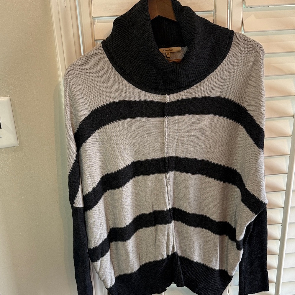 RW&CO. Gray Striped Turtleneck Sweater